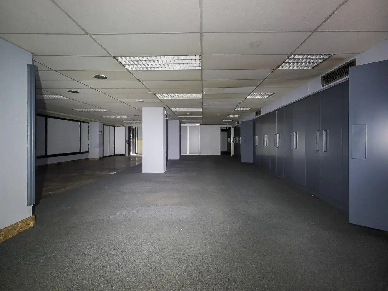Local comercial en venda a Carrer de Fluvià 213, imagen 6