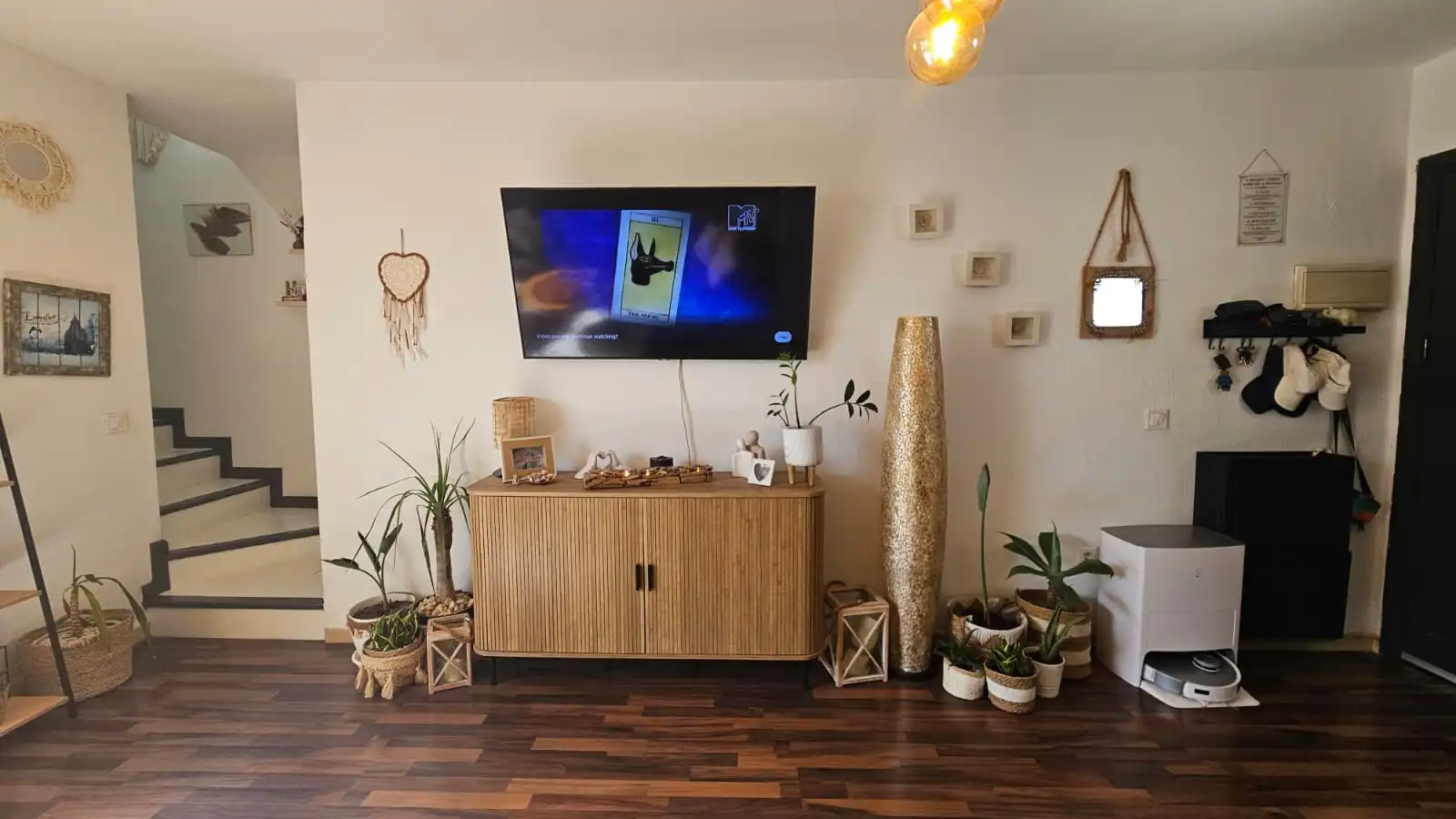 Wohnzimmer von Maisonette zum Verkauf in Arona mit Parkett, Möbliert und Ofen