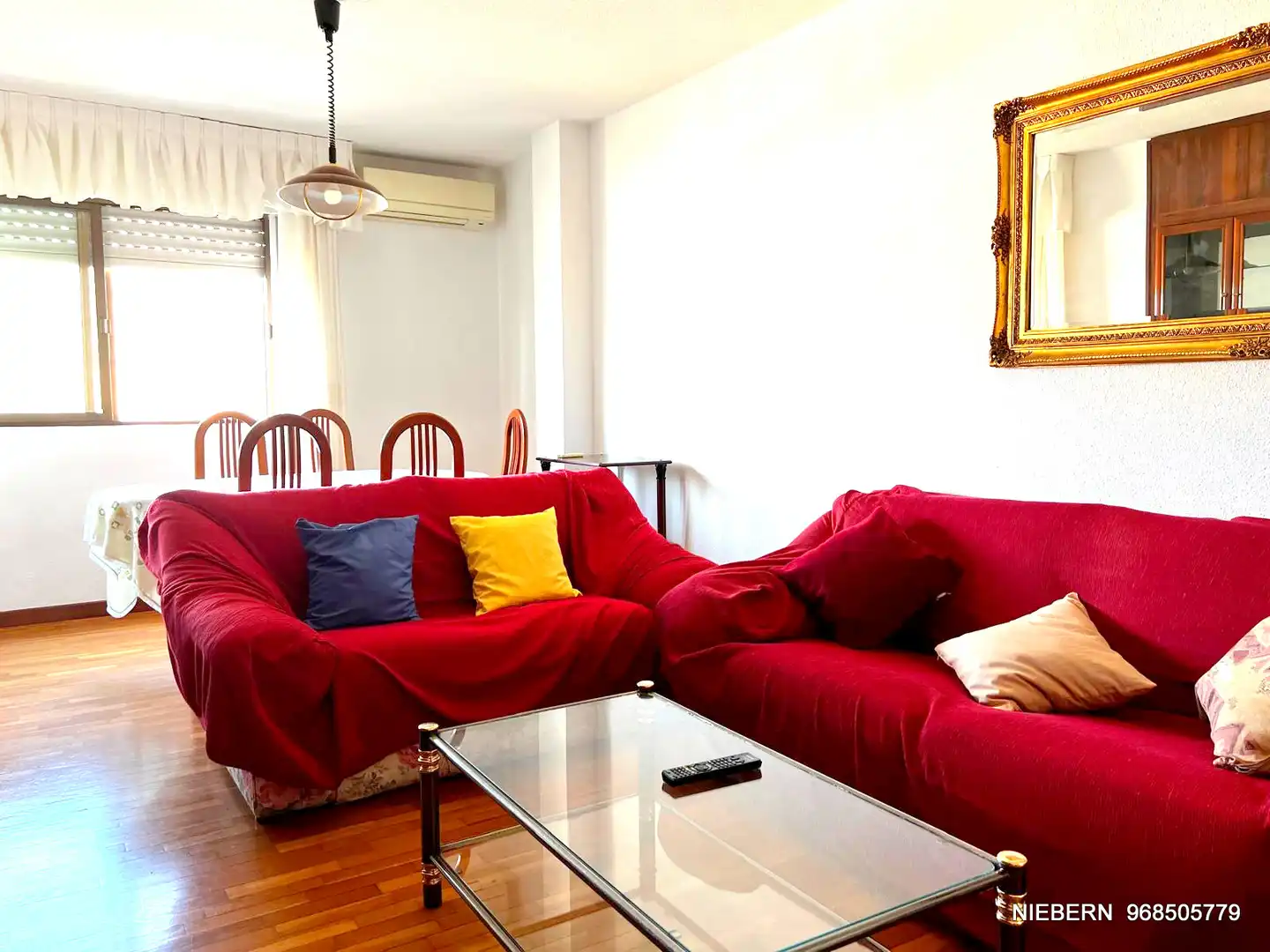 Appartamento con terrazza in affitto a Calle Doctor Luis Calandre 18, imagen 18