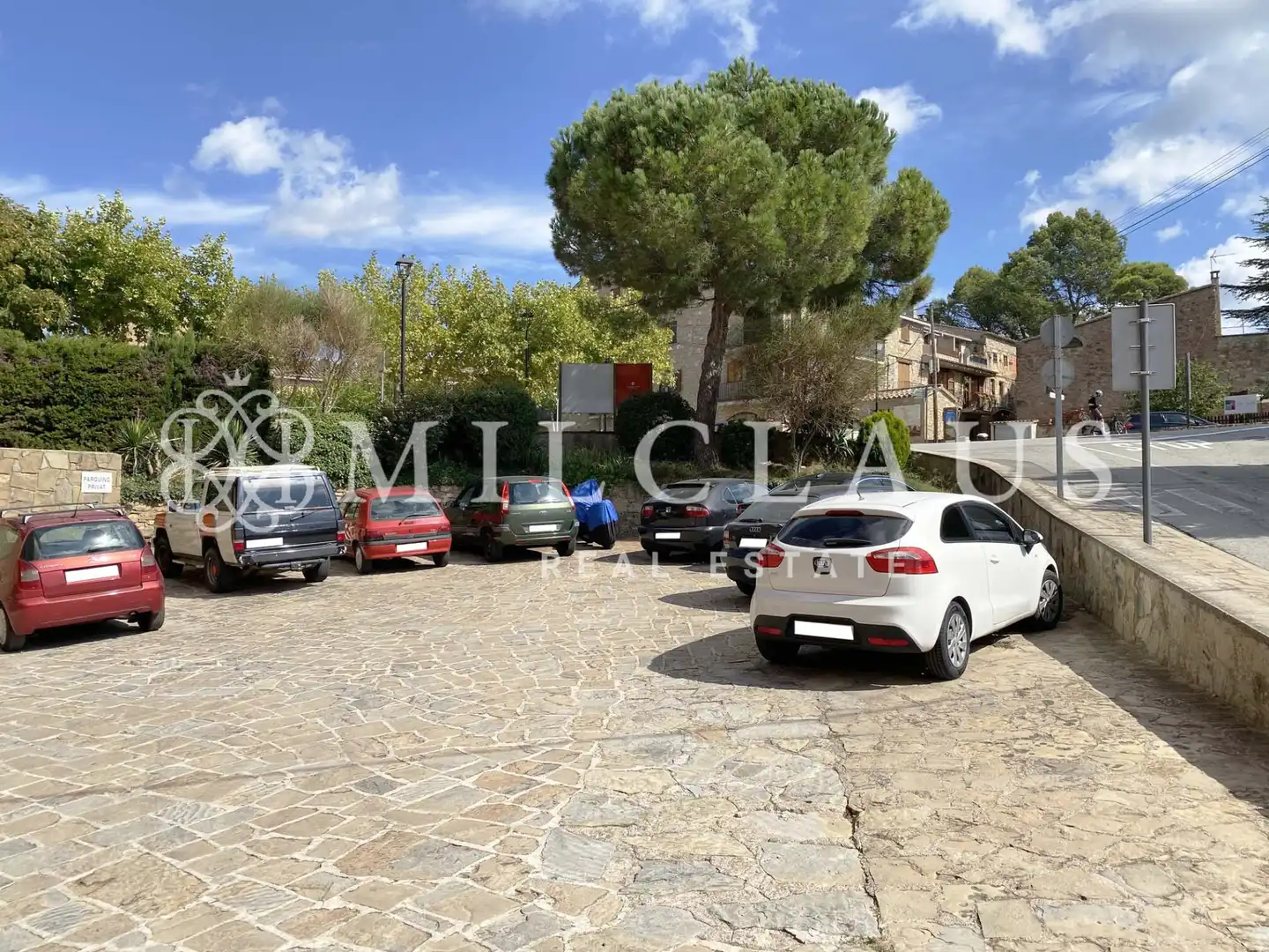 Parking of Flat for rent in Talamanca, Barcelona