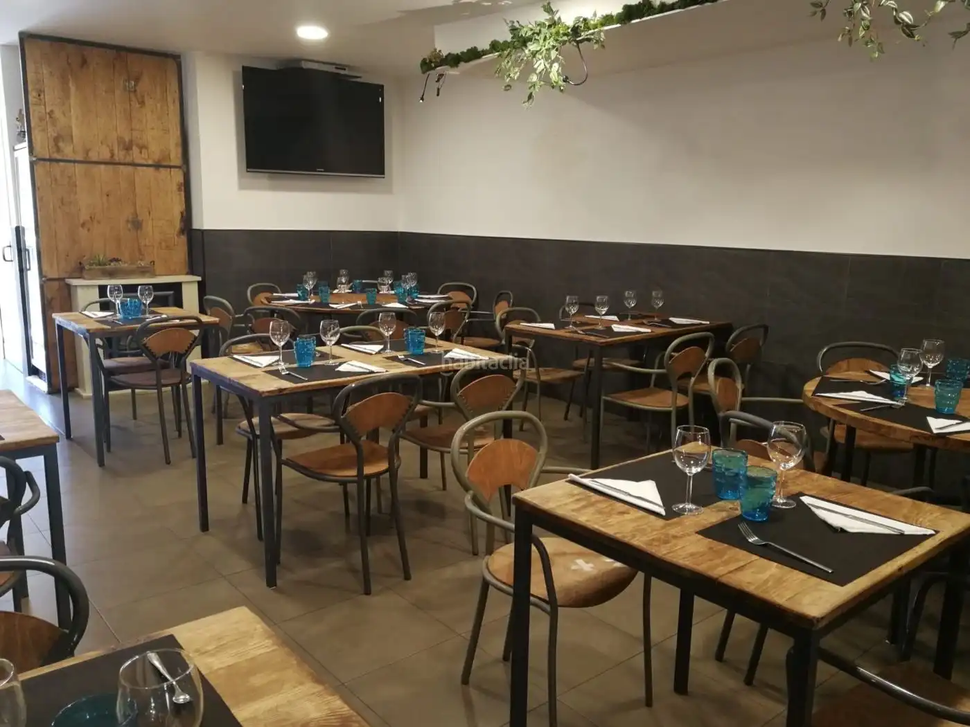 Locale commerciale in affitto a Carrer de Jacint Verdaguer 121