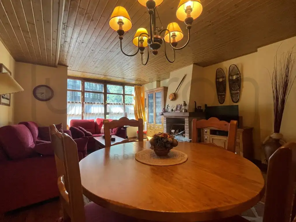 Apartment zum Verkauf in Avenida Dera Garona 17