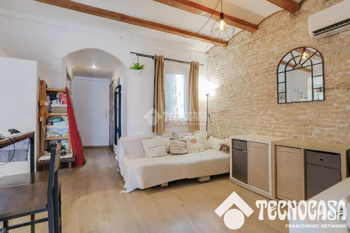 Sala de estar de Piso en venta en Barcelona con Aire acondicionado, Parquet y Terraza