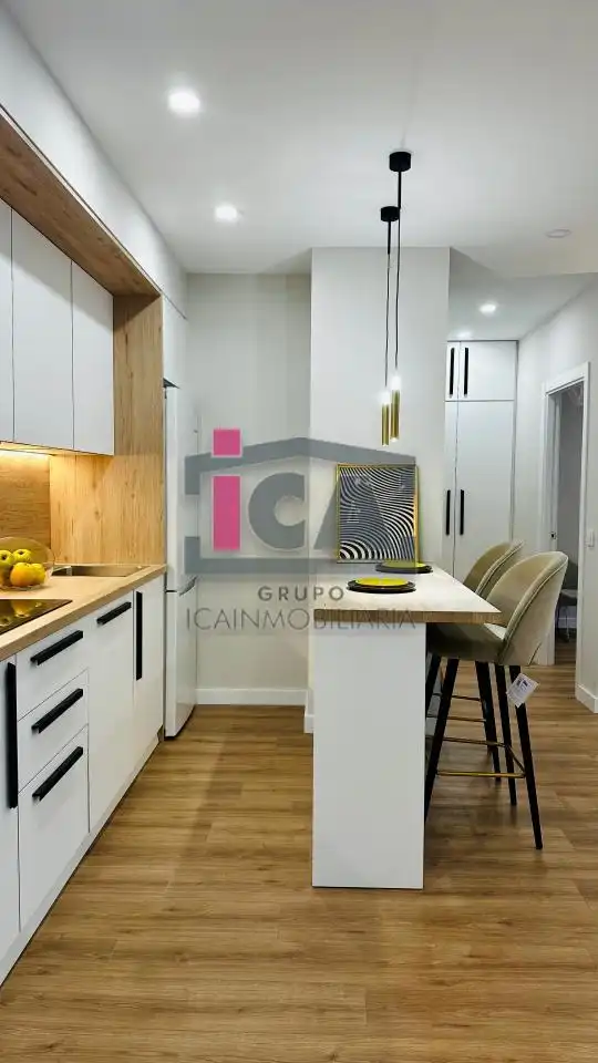 Cuina de Apartament en venda en Cáceres amb Aire condicionat i Calefacció
