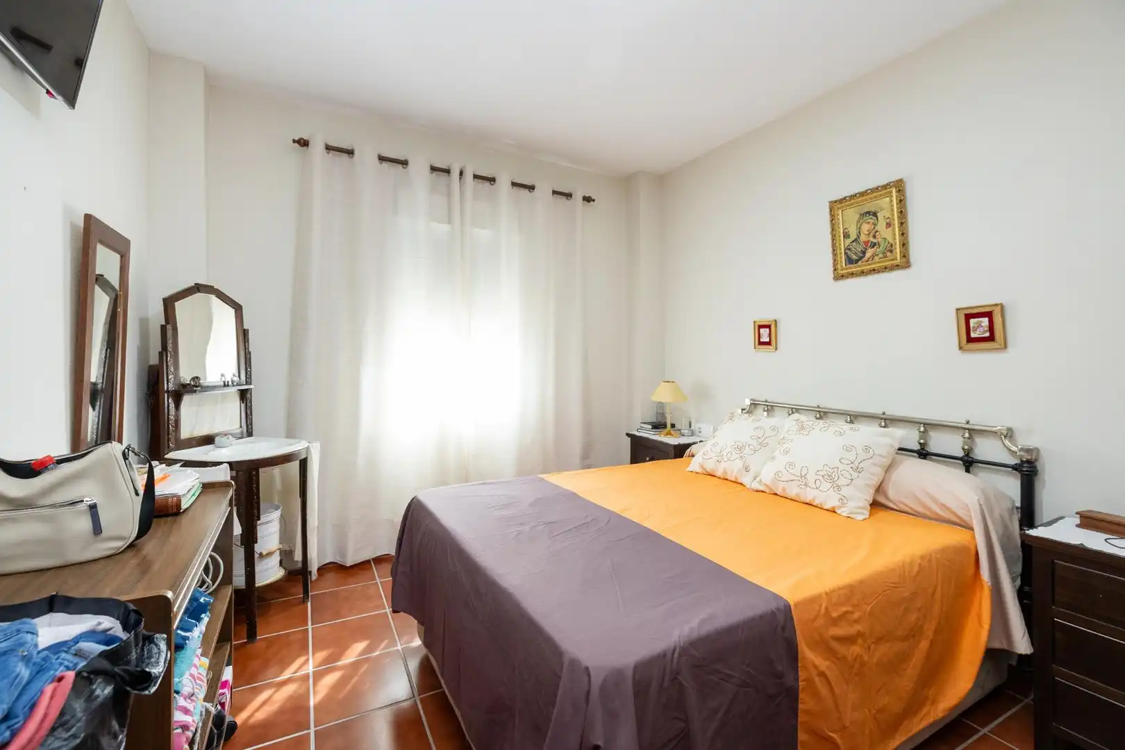 Habitación de Casa o chalet en venta en Darro con Aire acondicionado, Calefacción y Jardín privado