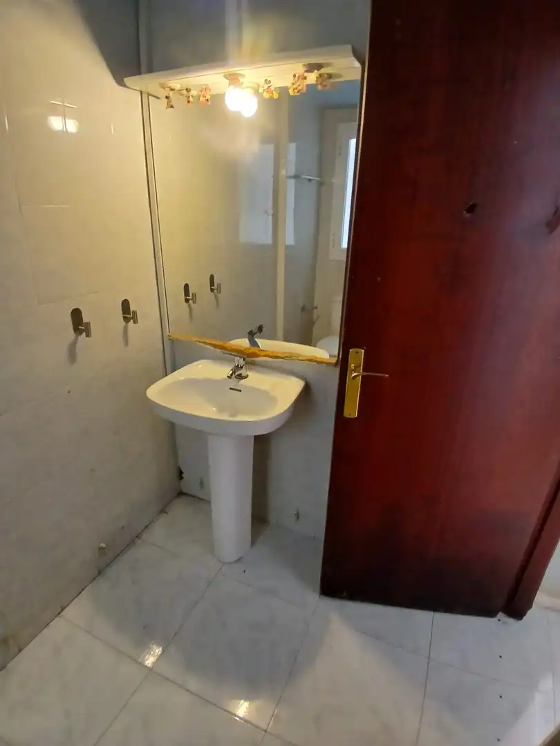 Badezimmer von Wohnung zum Verkauf in Blanes