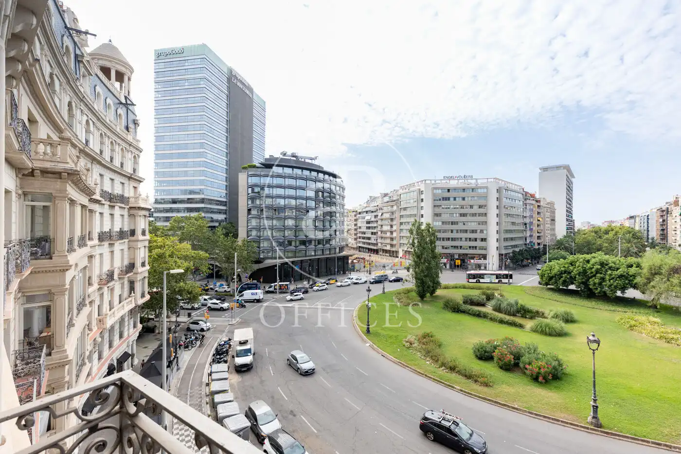 Vista exterior de Oficina de alquiler en Barcelona con Calefacción