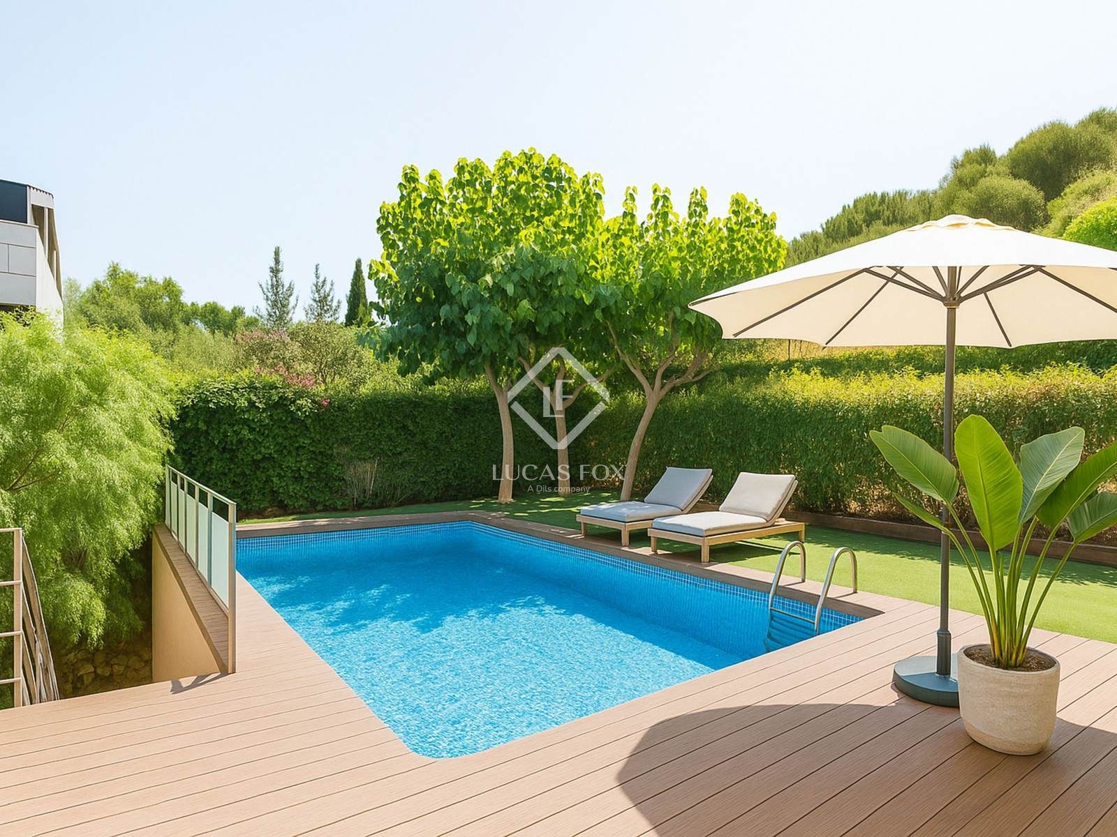 Piscina de Casa o xalet en venda en Sant Just Desvern amb Aire condicionat, Jardí privat i Terrassa