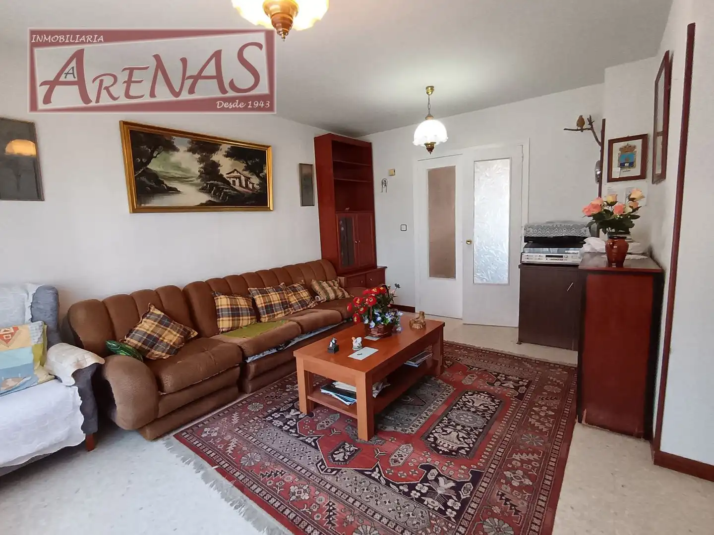 Living room of Flat for sale in Laredo  with Heating, Private garden and Furnished