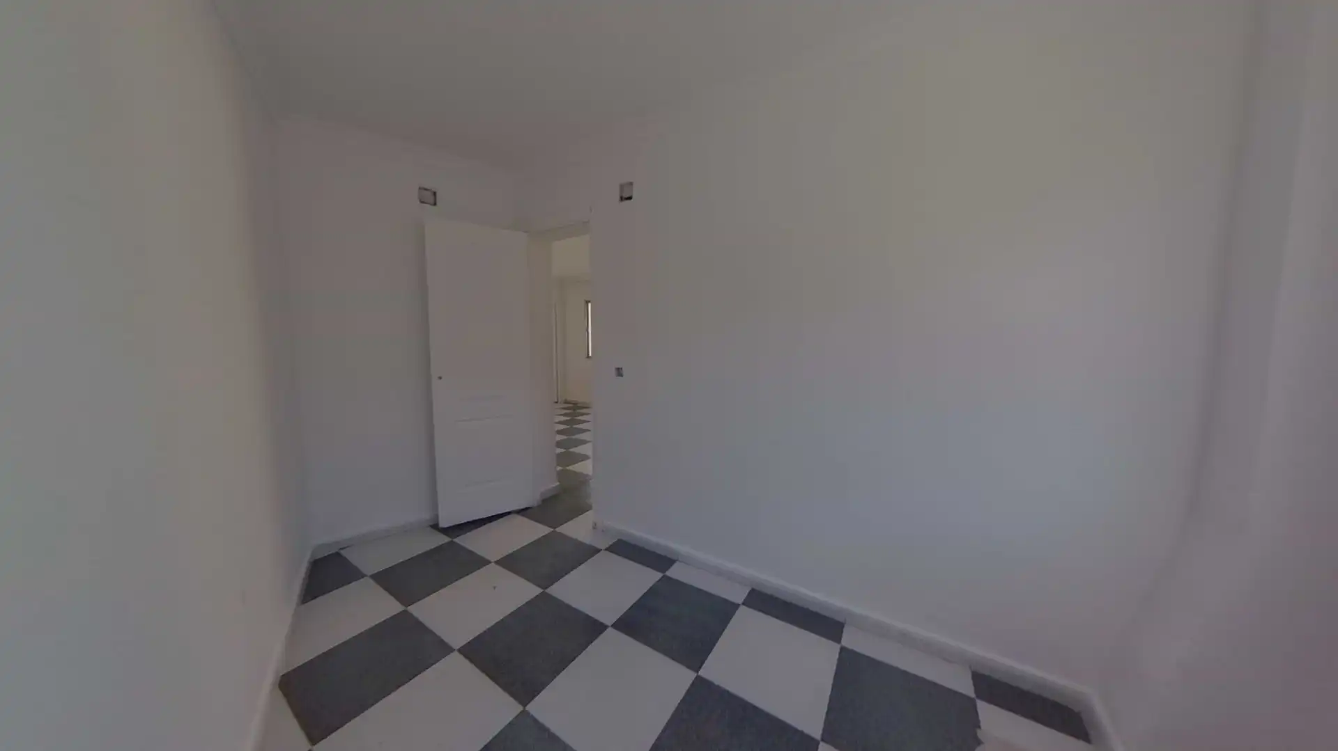 Flat for sale in La Línea de la Concepción