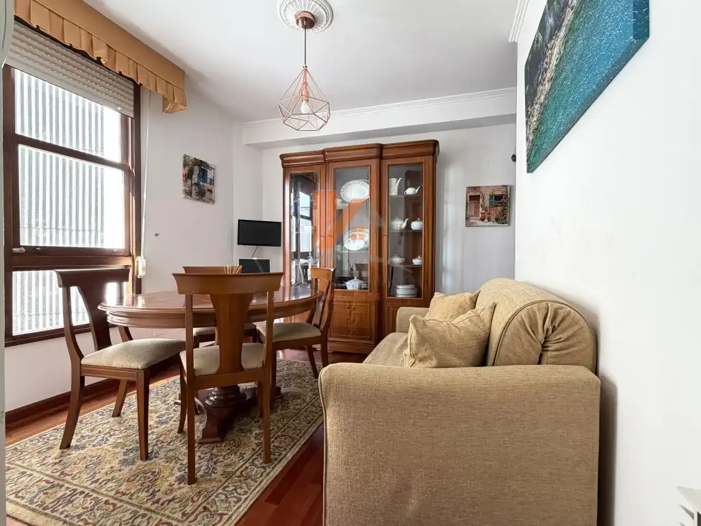 Living room of Apartments for sale in Ensanche - Sar