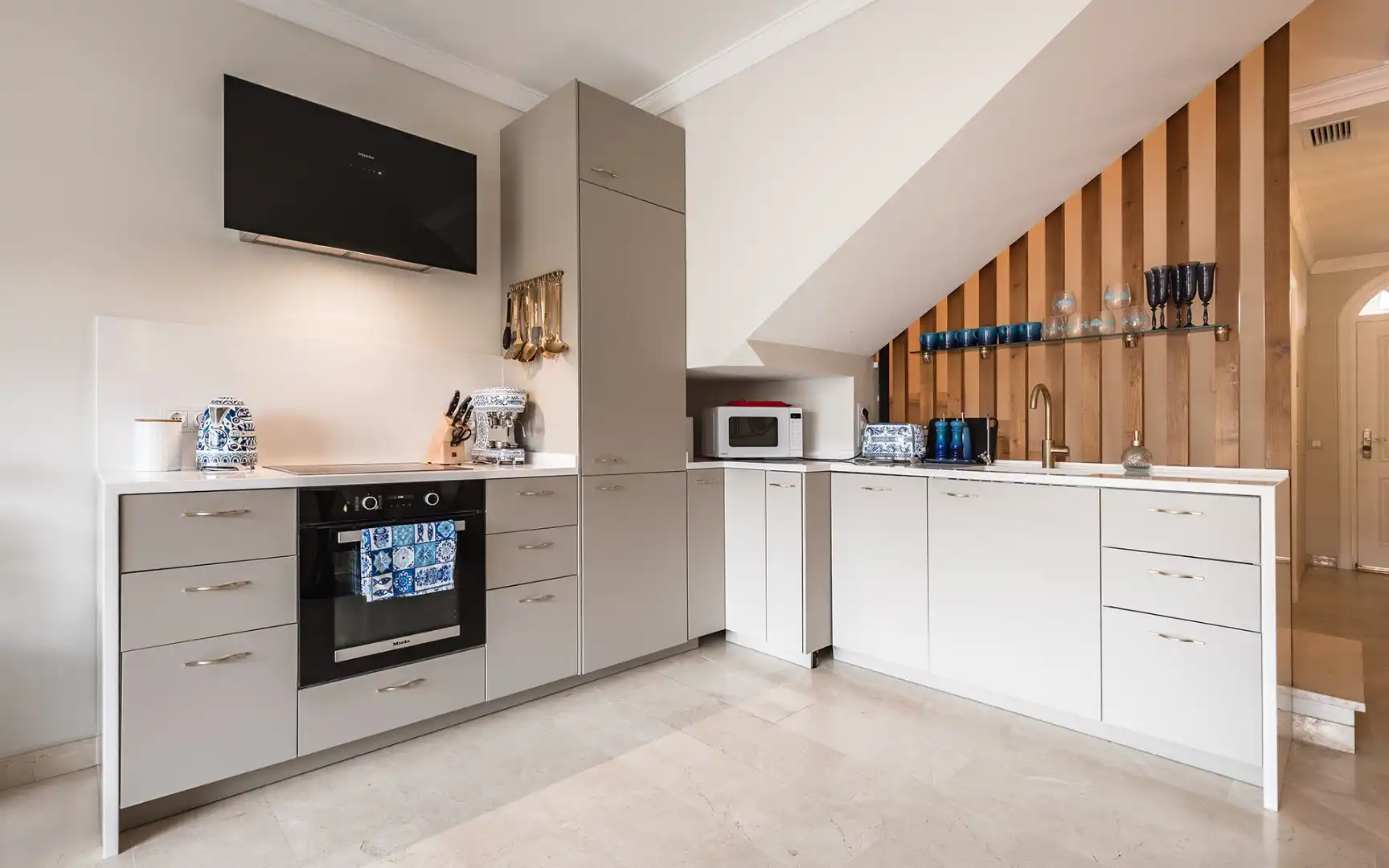 Kitchen of Duplexes for sale in Marbella  with Air Conditioner, Terrace and Swimming Pool