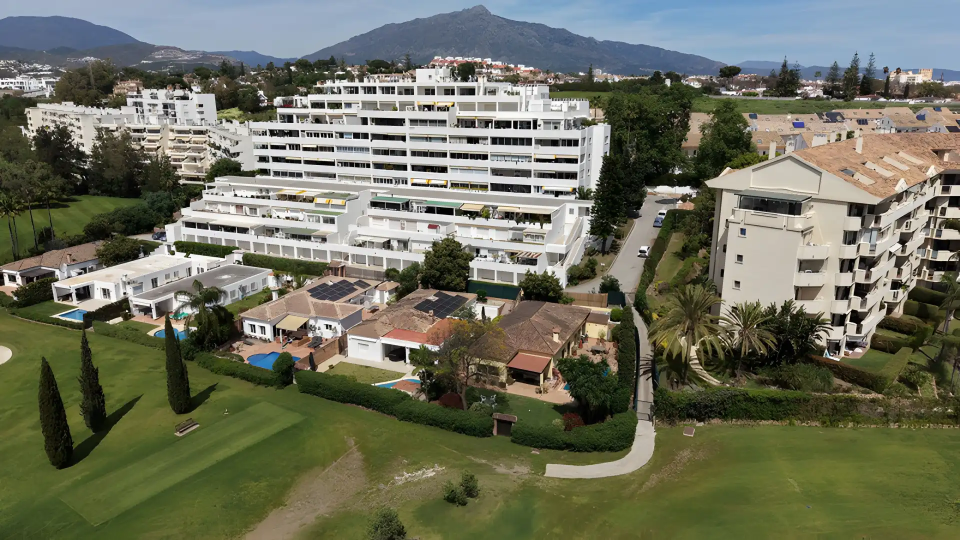 Apartament amb piscina en venda a San Pedro de Alcántara, imagen 47