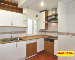 Kitchen of Flat to rent in Alcorcón  with Heating, Parquet flooring and Terrace