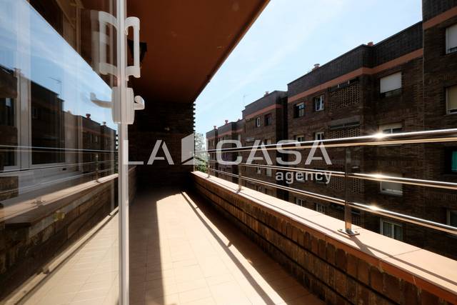 Piso en Venta en La Guineueta