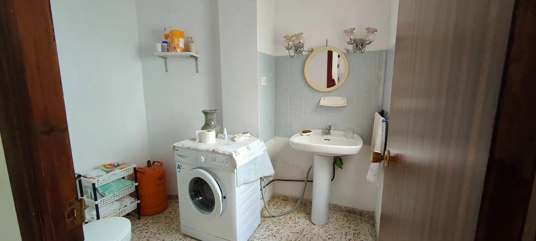 Bany de Casa o xalet en venda en Jérez del Marquesado amb Terrassa, Traster i Moblat