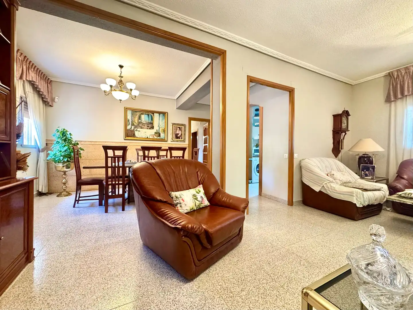 Sala de estar de Casa o chalet en venta en Moncada con Aire acondicionado, Jardín privado y Terraza