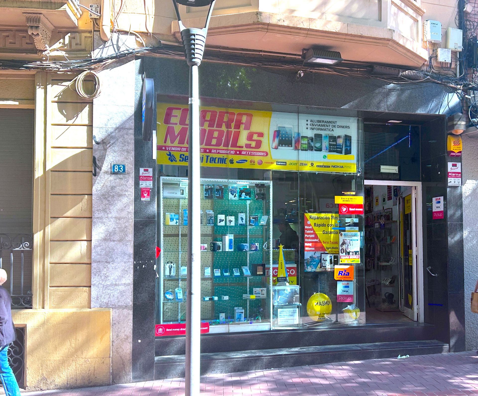 Premises for sale in Terrassa  with Parquet flooring