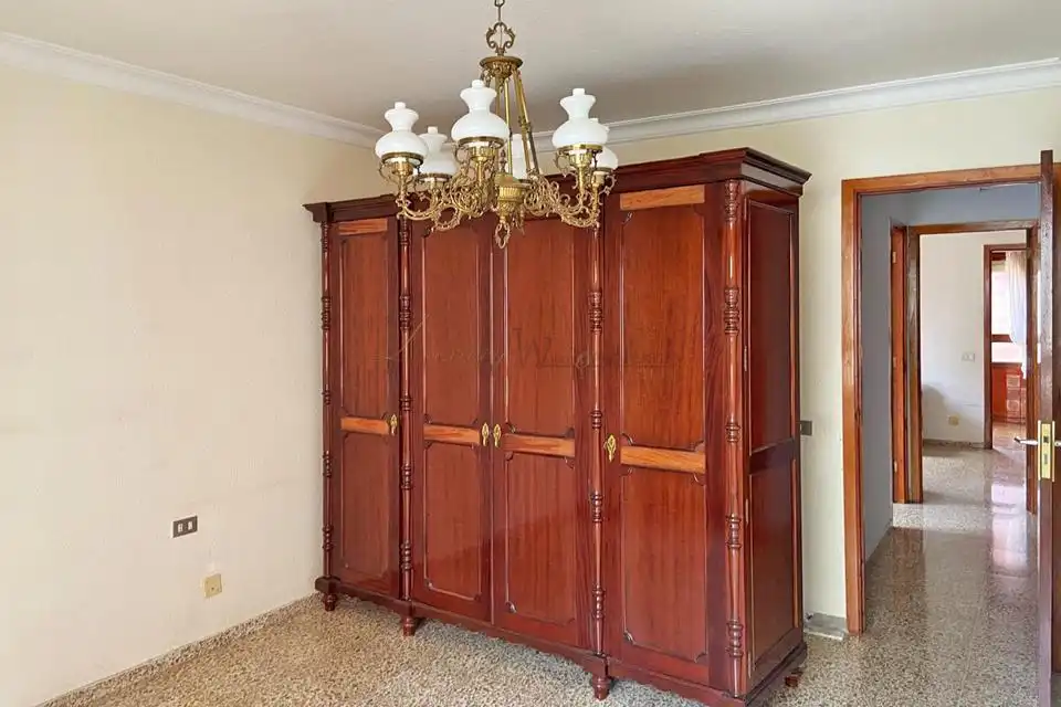 Dormitori de Apartament en venda en Santa Cruz de Tenerife amb Terrassa i Traster