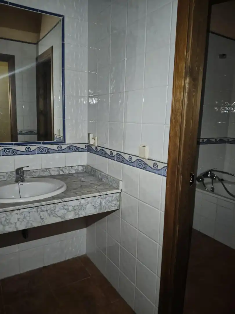Badezimmer von Wohnung zum Verkauf in Grajera mit Terrasse