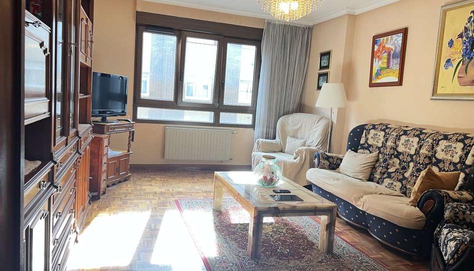 Foto 1 de Pis en venda a Lugones, Asturias