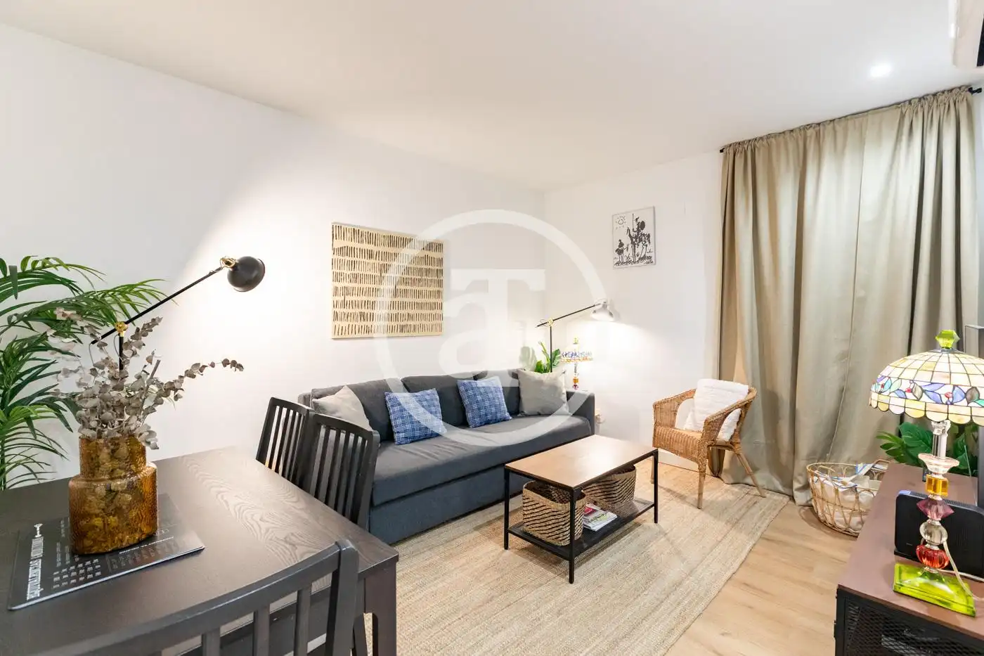 Flat for rent in Calle de Alberto Bosch, Jerónimos