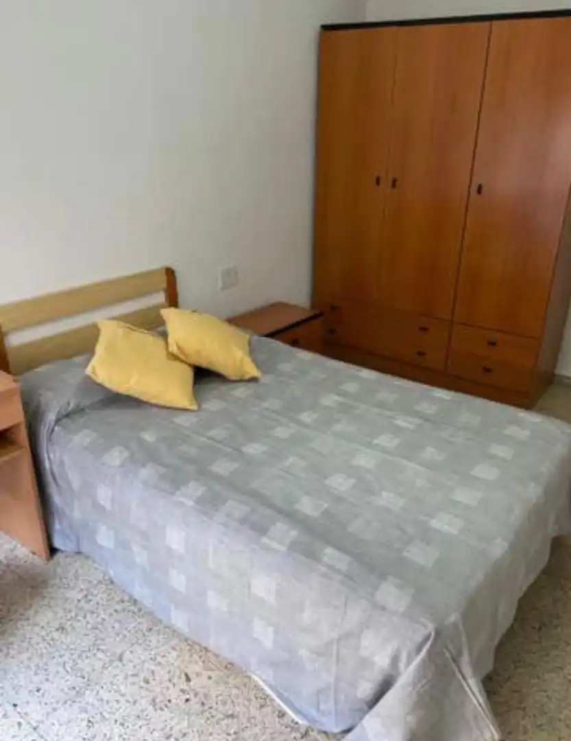 Habitación de Piso de alquiler en Salamanca con Calefacción, Amueblado y Horno