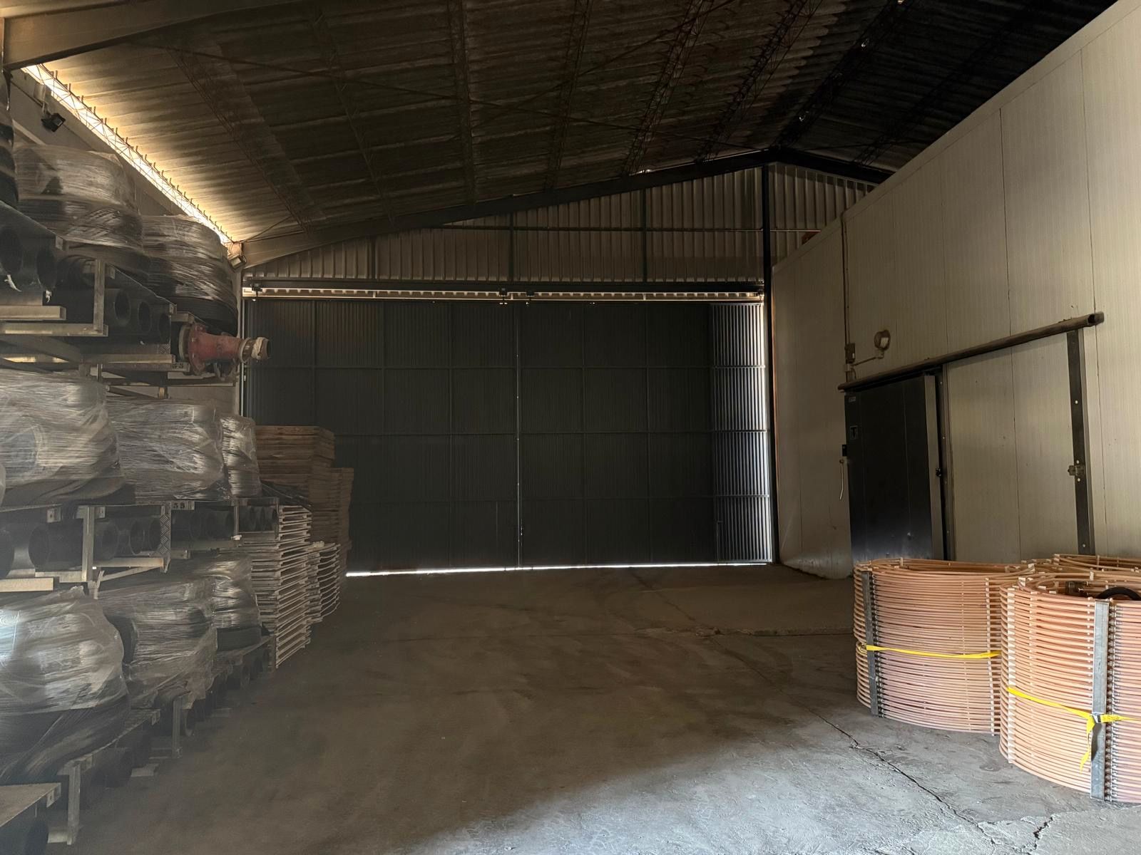 Nave industrial de alquiler en Dos Hermanas