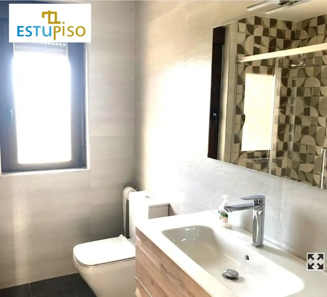Baño de Residencial en venta en Mansilla Mayor
