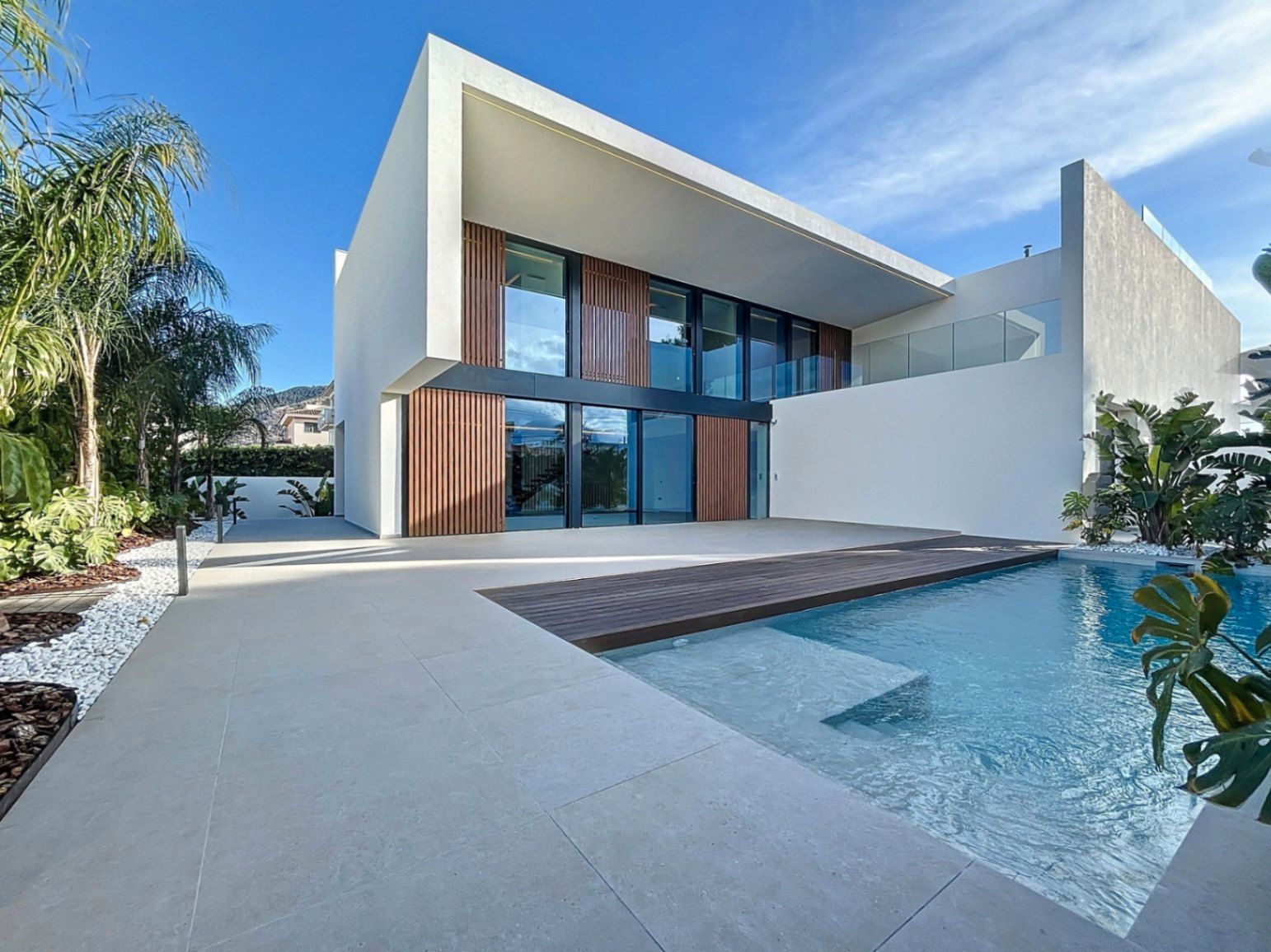 Exterior view of House or chalet for sale in L'Alfàs del Pi  with Air Conditioner, Heating and Private garden