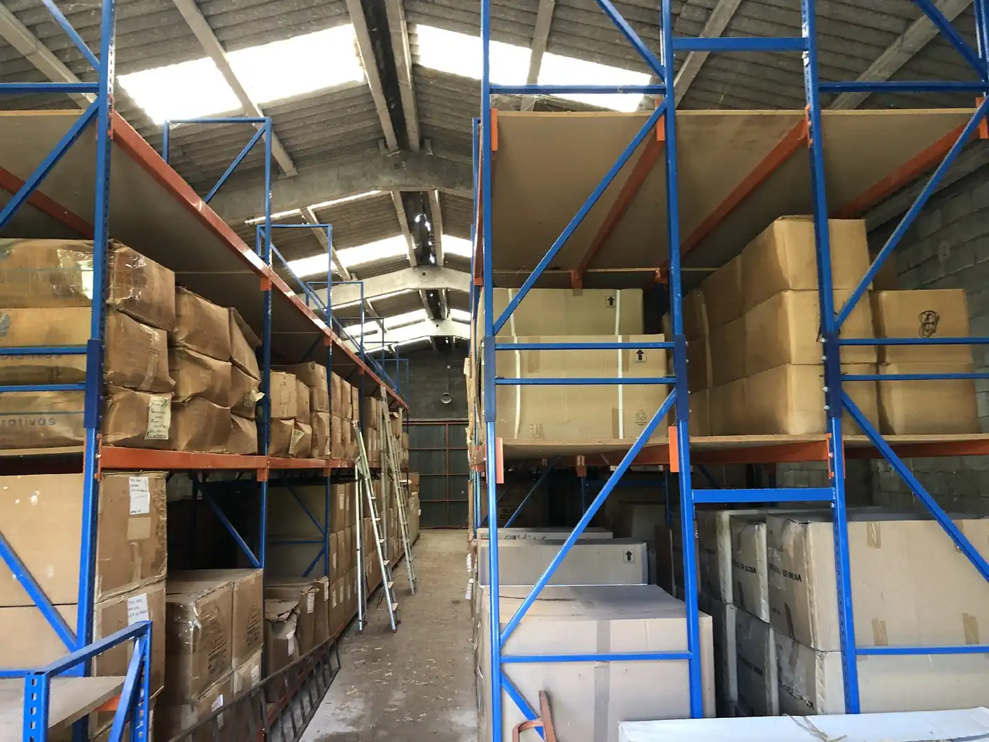 Nau industrial en venda en Caldes de Montbui