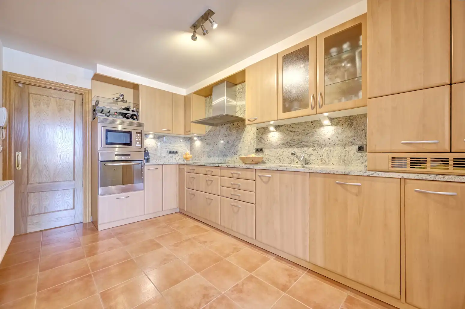 Kitchen of Flat for sale in  Pamplona / Iruña  with Heating, Parquet flooring and Storage room