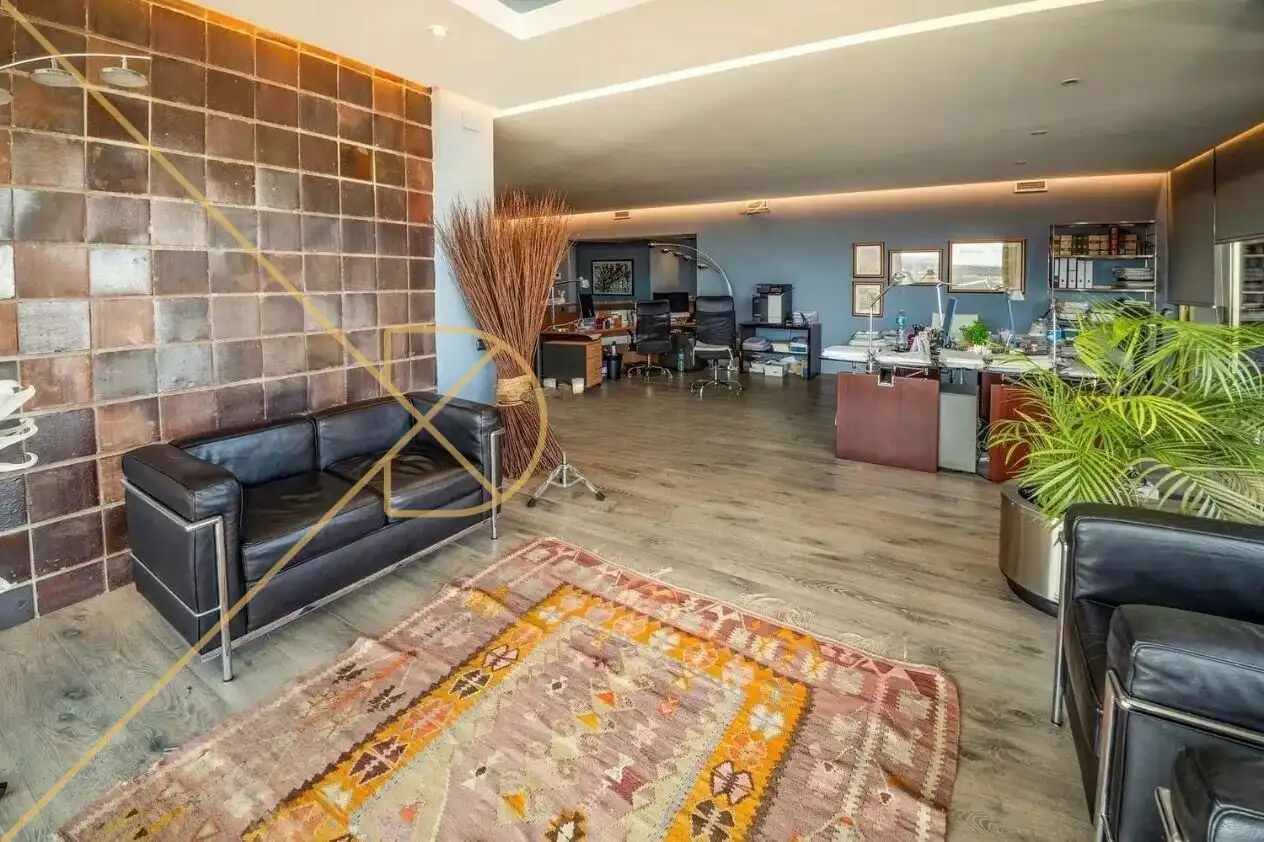 Wohnung zum Verkauf in Barcelona mit Parkett