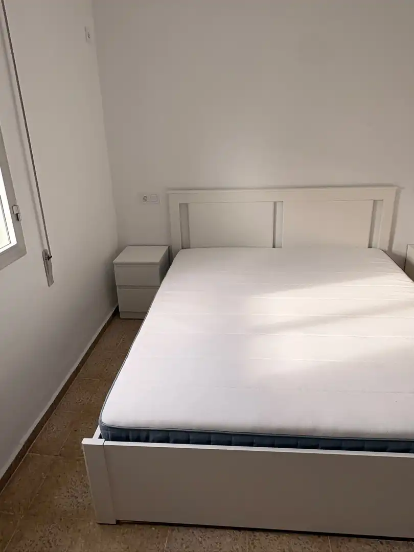 Bedroom of Flat for rent in Sevilla