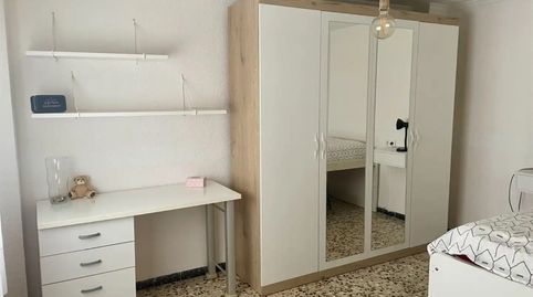 Foto 3 de Habitació a Carrer Galícia, 1, Petrer, Alicante