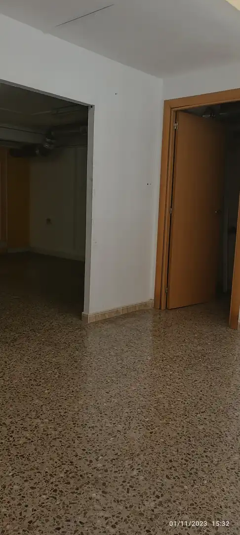 Local comercial en alquiler en Centre - Estació, imagen 5