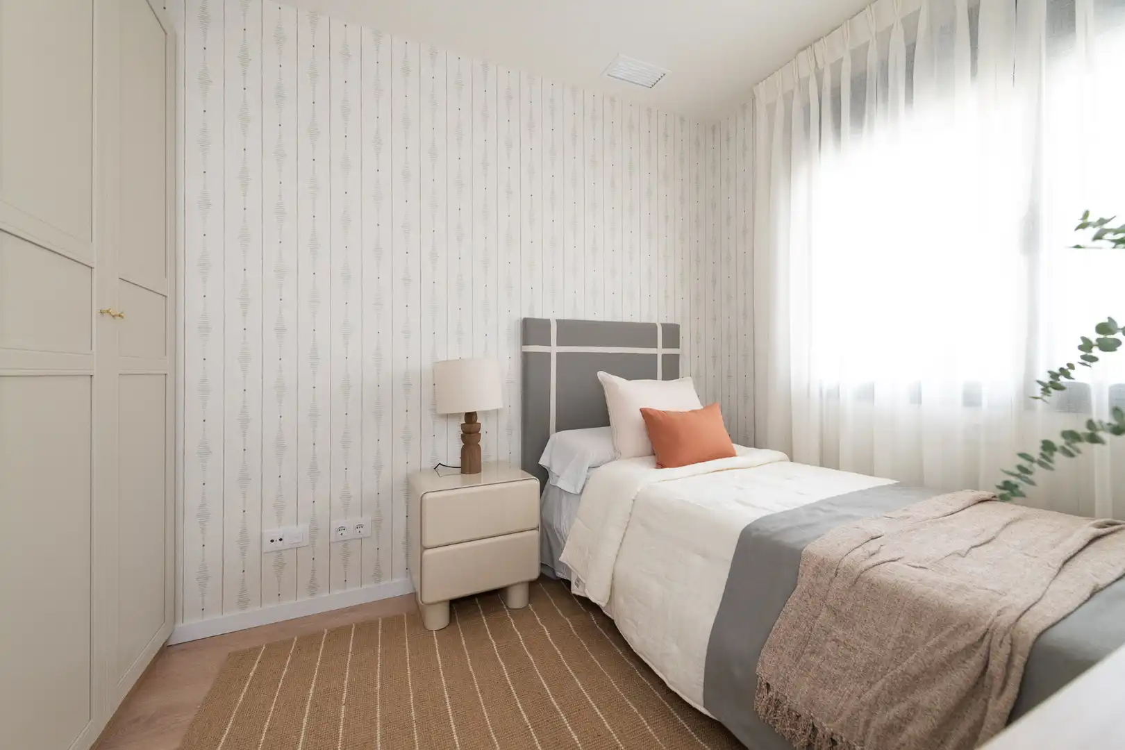 Wohnung zum Verkauf in Calle Estacion de los Prados, 47, Distrito Zeta - Recinto Ferial Cortijo de Torres