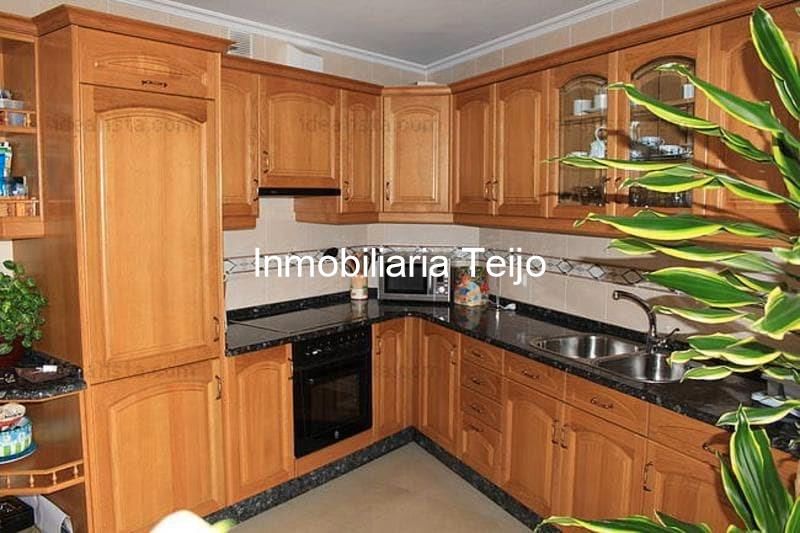 Cocina de Dúplex en venta en Narón con Calefacción