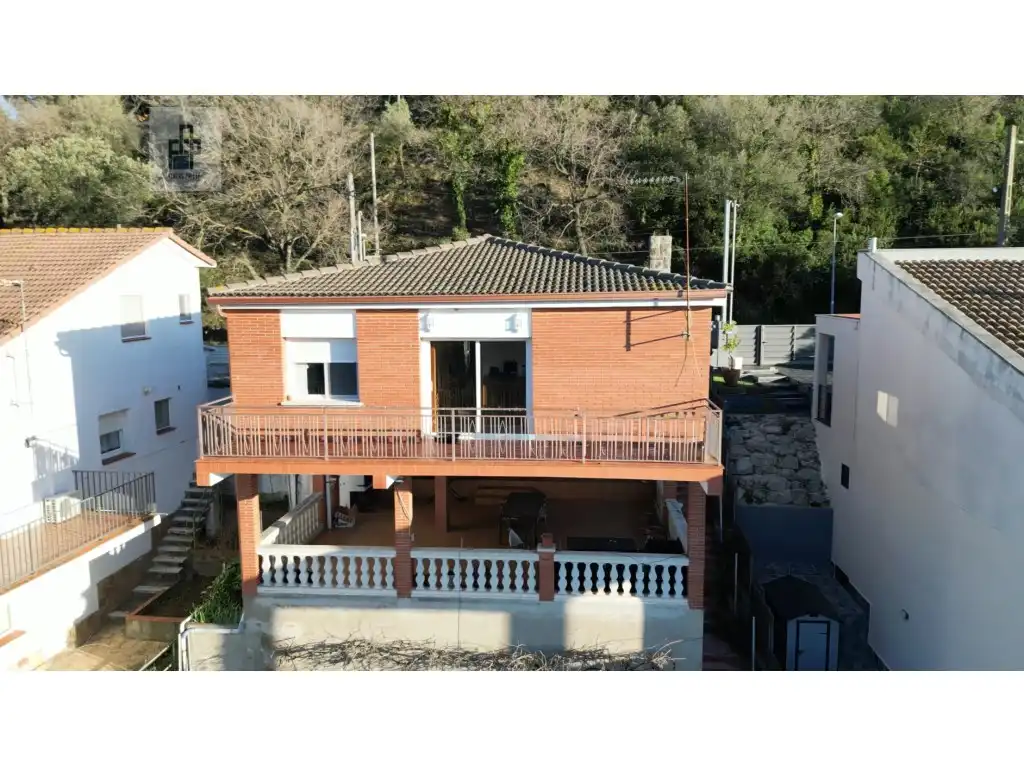 Vista exterior de Casa o chalet en venta en Torrelles de Llobregat