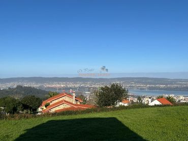 Casa con giardino in vendita a Fene