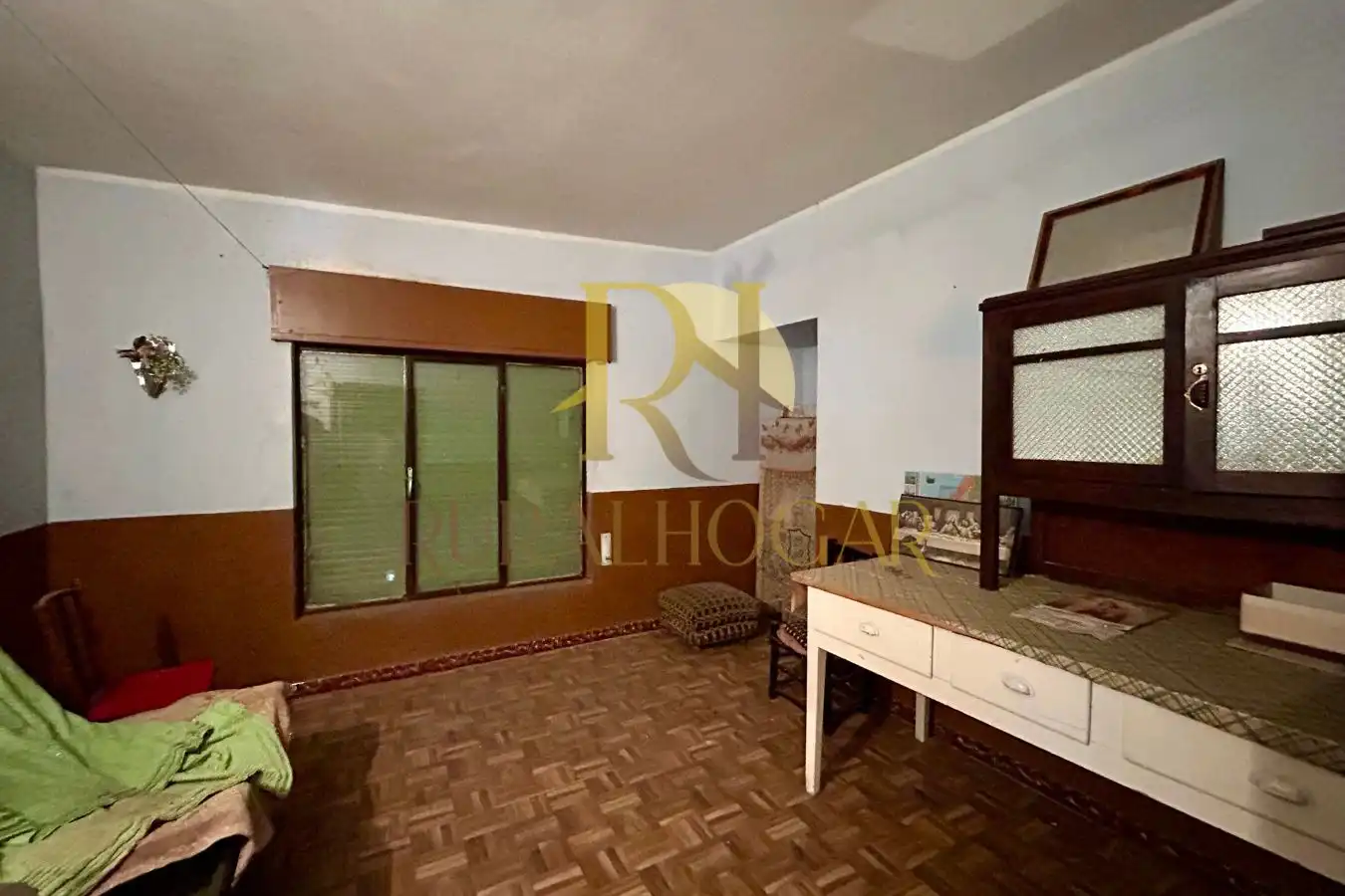 Bedroom of Houses for sale in Villazala  with Storage room