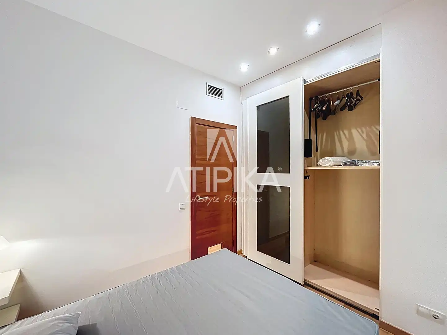 Habitación de Piso en venta en Barcelona con Aire acondicionado, Parquet y Amueblado