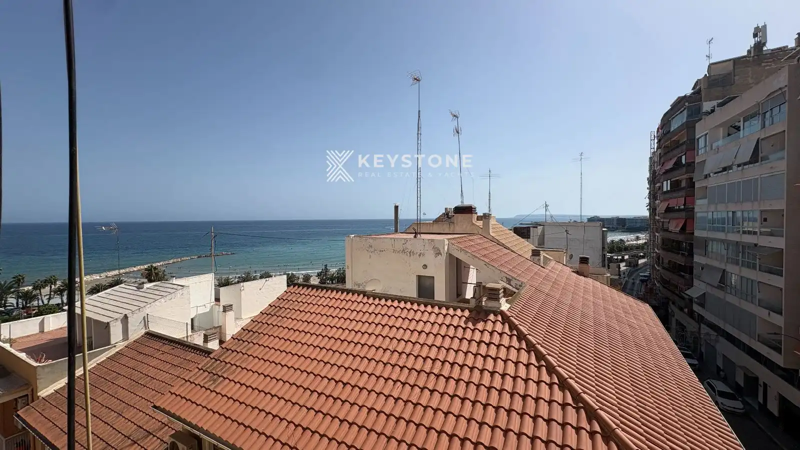 Vista exterior de Àtic de lloguer en Alicante / Alacant amb Aire condicionat, Calefacció i Terrassa