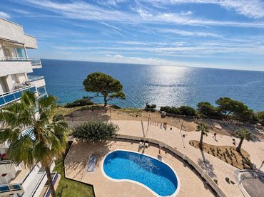 Appartement compact avec piscine à vendre à Paseo Mediterráneo
