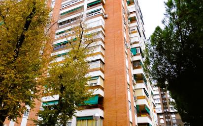 Vista exterior de Pis en venda en  Madrid Capital amb Aire condicionat, Calefacció i Parquet