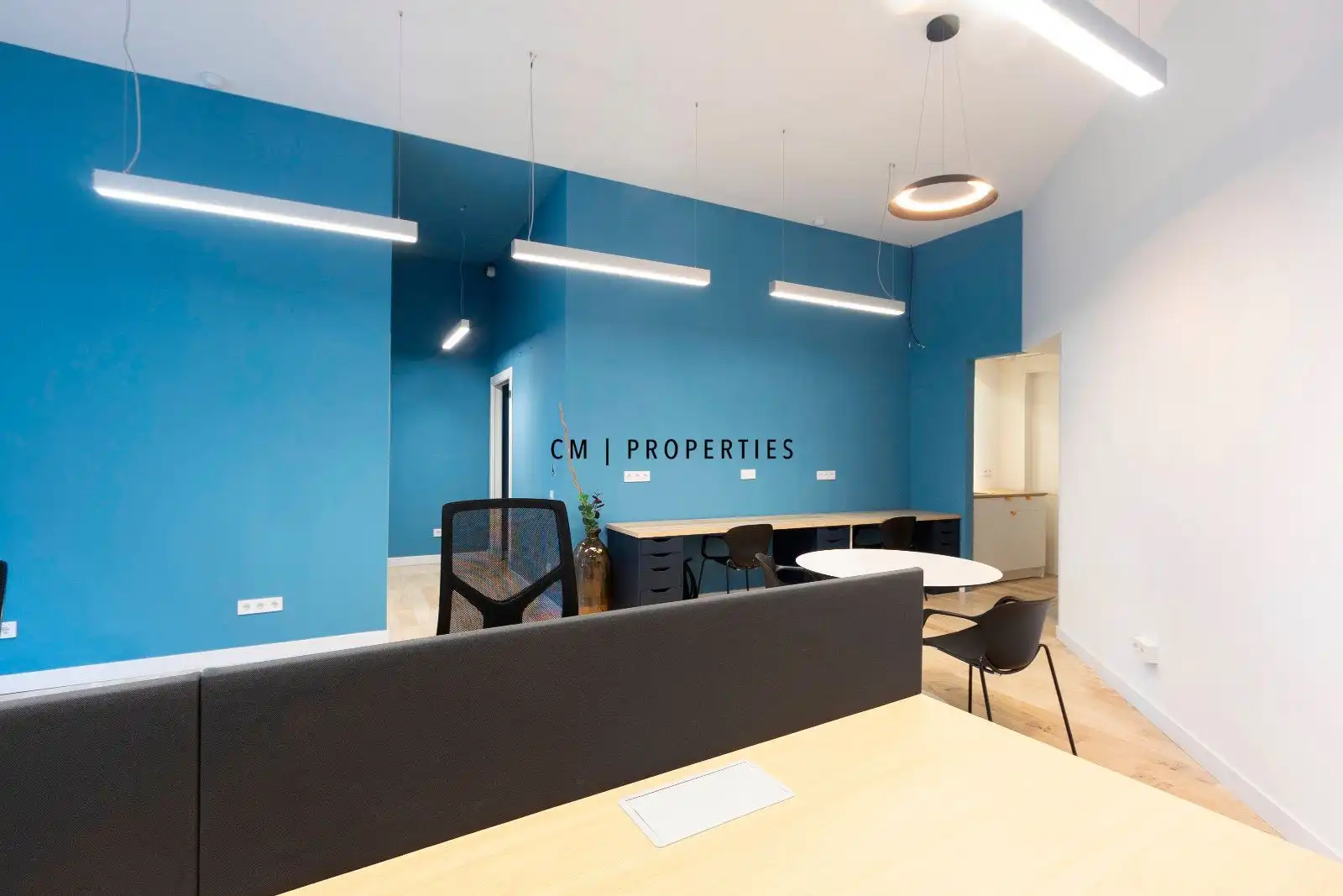 Büro zur Miete in Campos Crespo 16, Safranar