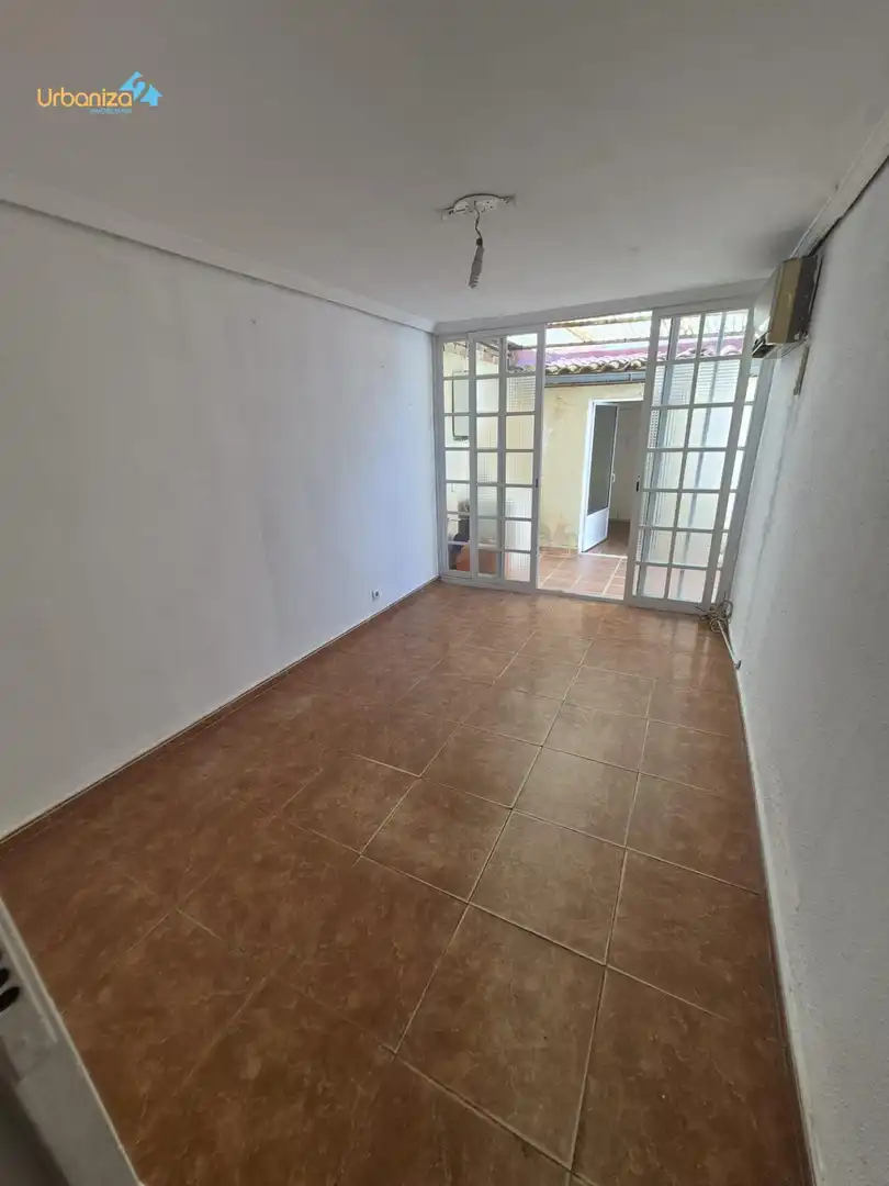 Casa adosada en venda a AVILA, Valdepasillas - La Paz - Huerta Rosales