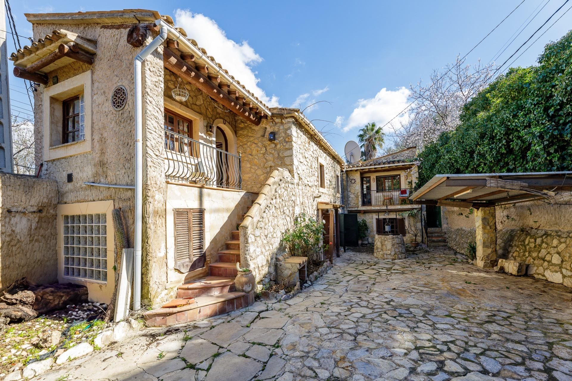 Exterior view of House or chalet for sale in Calvià  with Air Conditioner, Terrace and Storage room