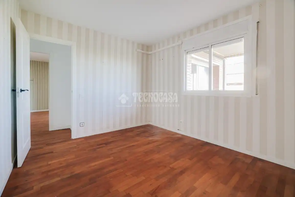 Habitación de Piso en venta en Sant Boi de Llobregat con Calefacción, Parquet y Balcón