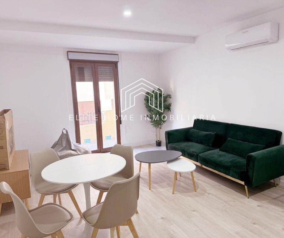 Sala d'estar de Apartament de lloguer en Castellón de la Plana / Castelló de la Plana amb Aire condicionat, Calefacció i Terrassa